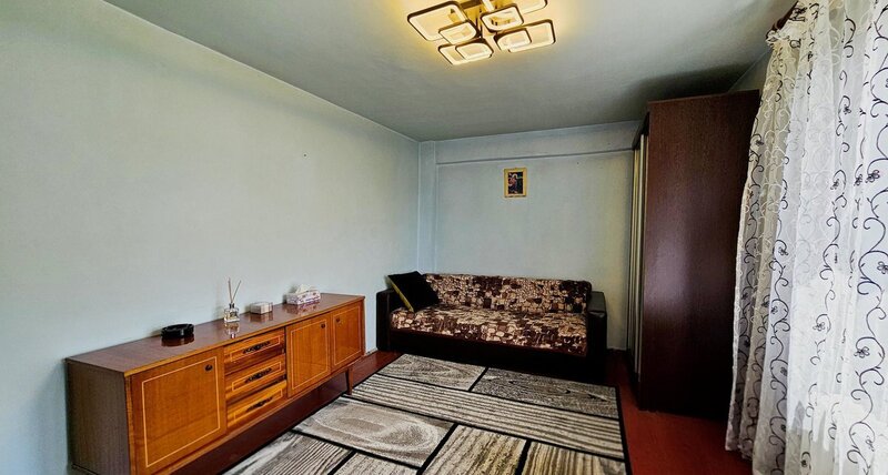 Doamna Ghica, Ripiceni, apartament 2 camere, etaj 8/10, 46 mp.
